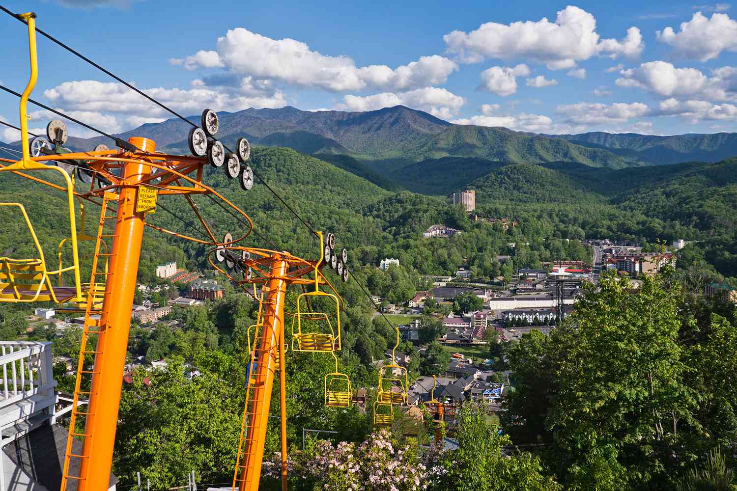 Best Places to Experience Mtn Life (Top Mountain Towns and Regions, from Hiking to Skiing)