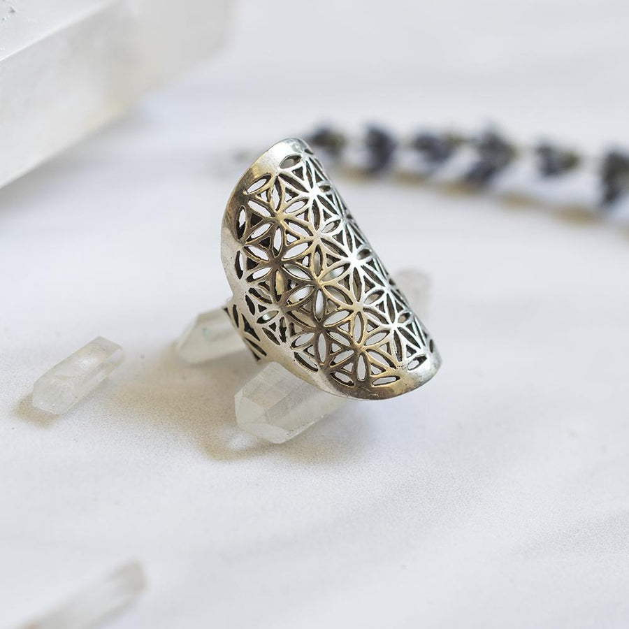 How to find the best ring flower of life? Choose the one that fits you!