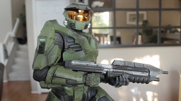 Unboxing the Epic Master Chief Statue Life Size Collectible