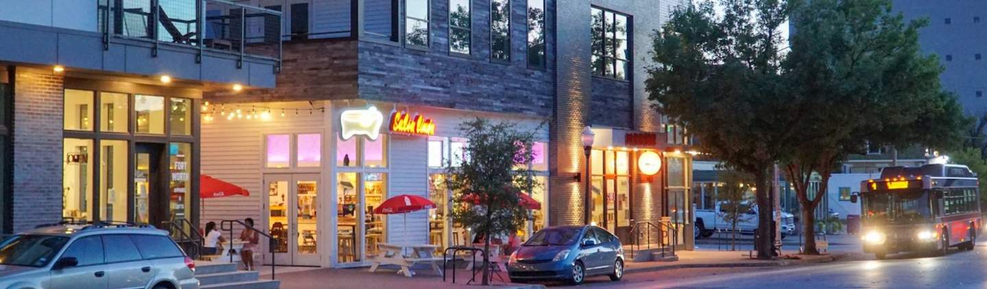 Living in Fort Worth Magnolia District: A Trendy Neighborhood Guide