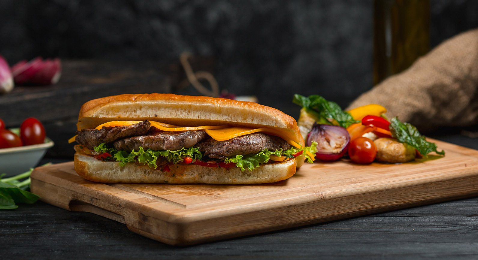 What Cheese Goes Well With Roast Beef? Simple Cheeses to Improve Roast Beef Sandwich.
