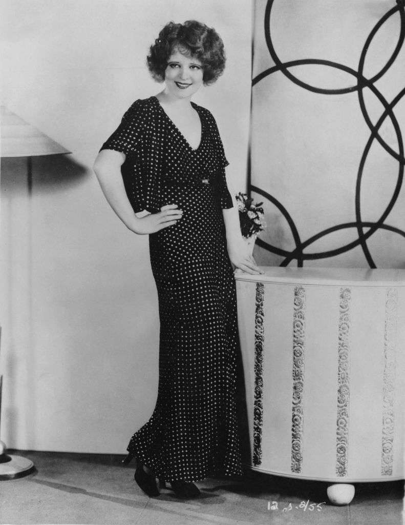 How Did Clara Bow Influence Fashion? A Deep Dive Into the It Girls Wardrobe!