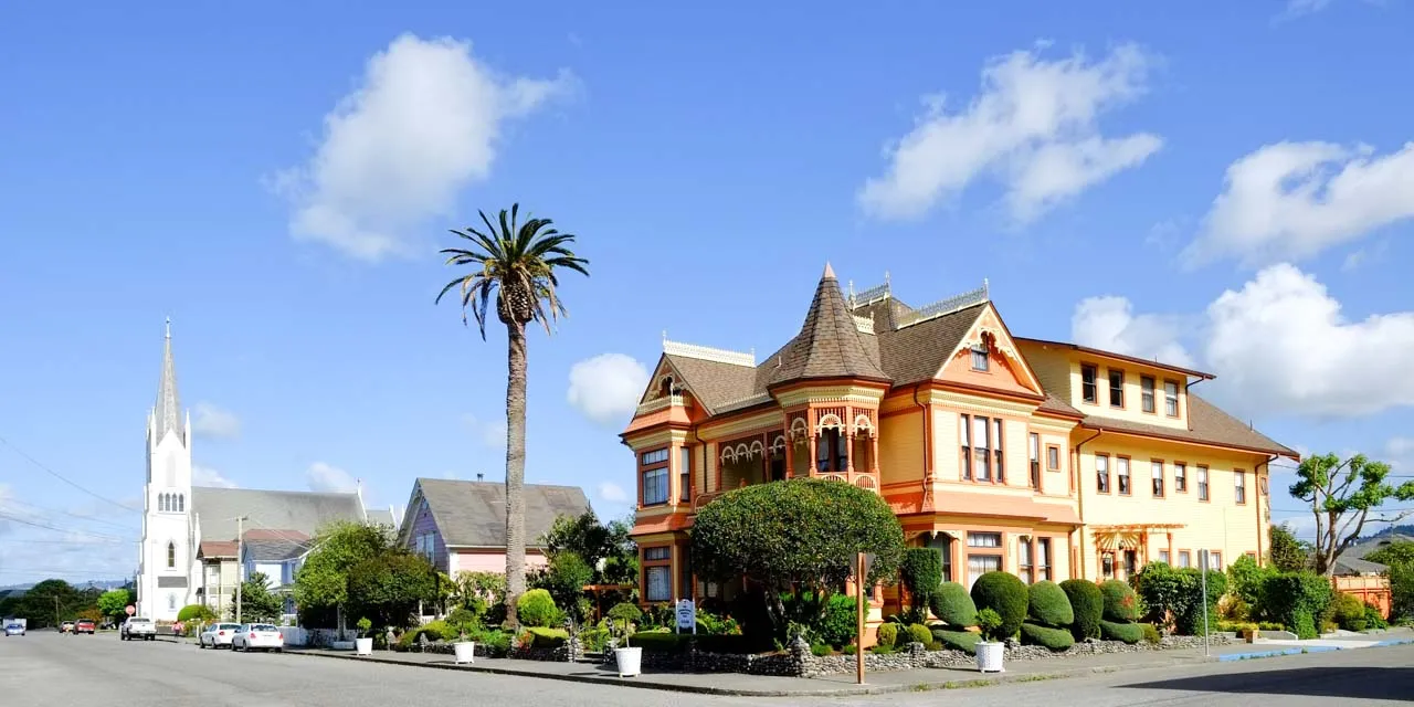 Which are the Best Small Towns in California? Check Out These Affordable Destinations!