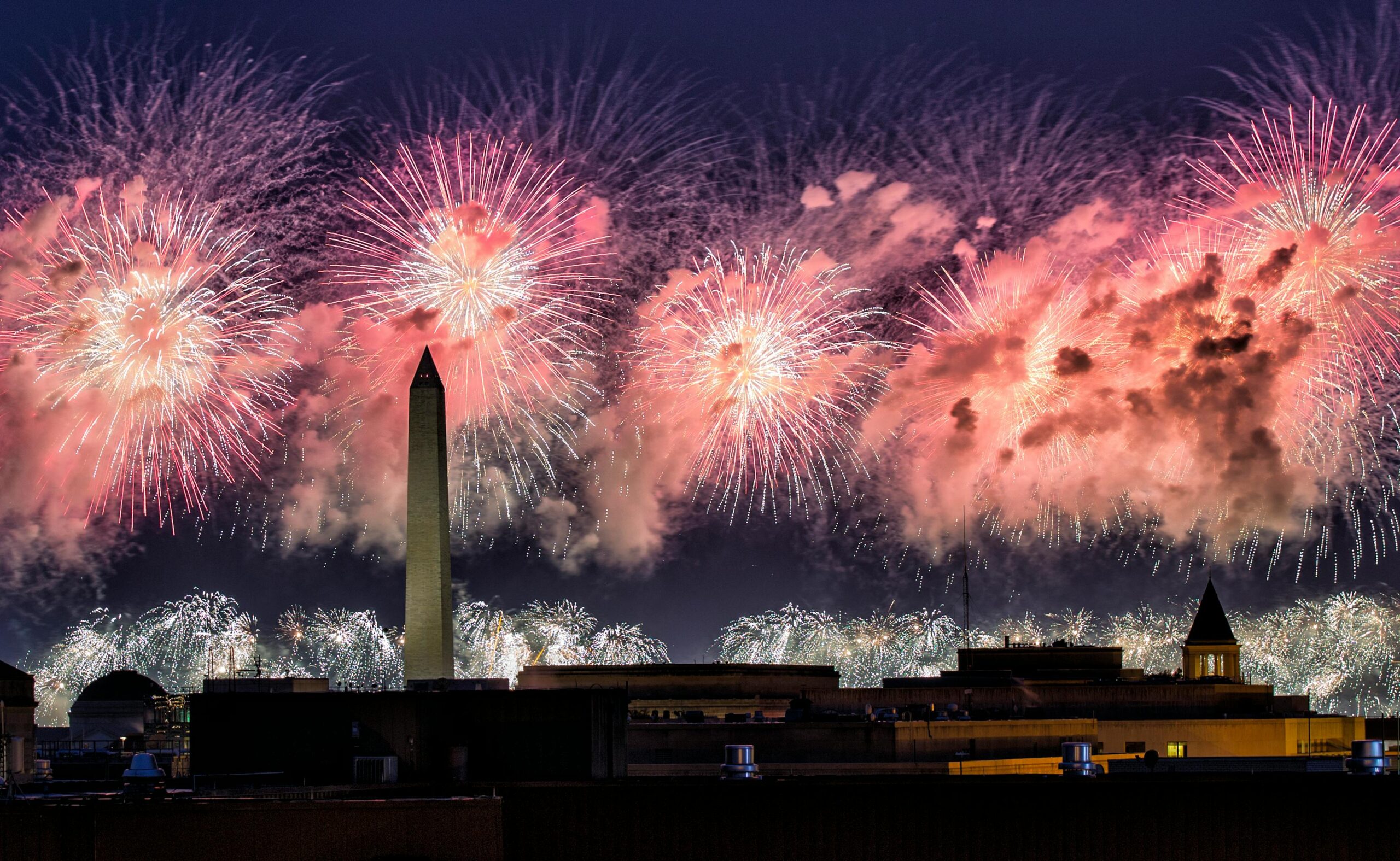 4th of July Last Minute Getaways: Still Time to Plan! (Best Spots for a Quick Independence Day Trip)