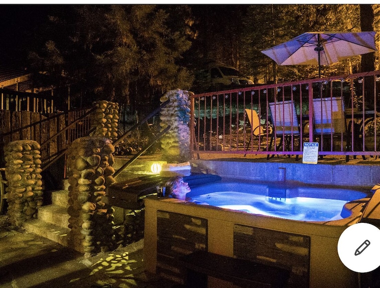 Your Dream Stay: Top-Rated Yosemite Cabins With Private Hot Tubs!